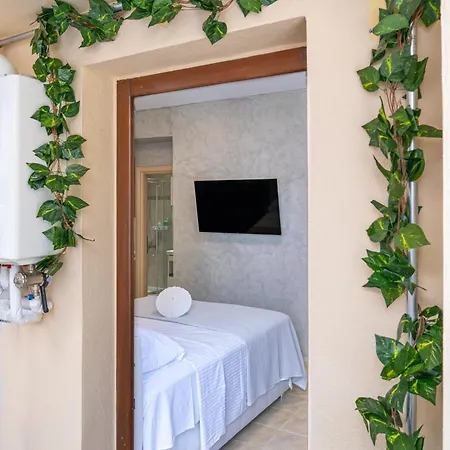 Naos With Free Private Parking Of Stayinthess