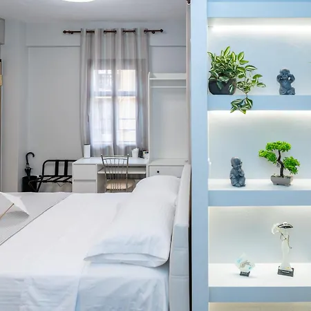 Naos With Free Private Parking Of Stayinthess *