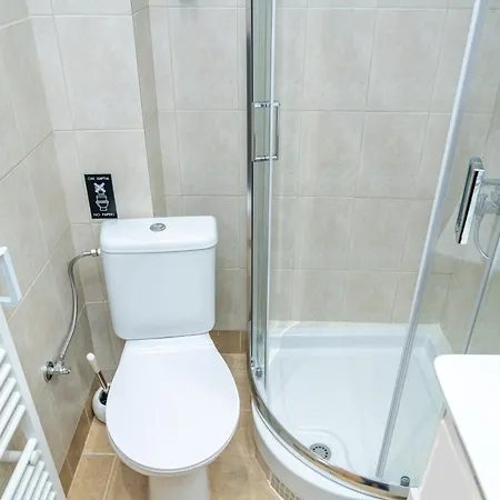 Naos With Free Private Parking Of Stayinthess *