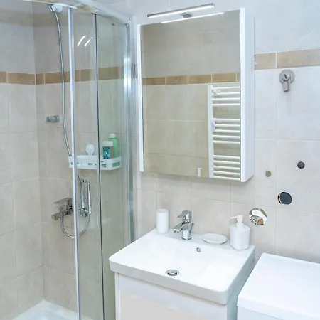 Naos With Free Private Parking Of Stayinthess