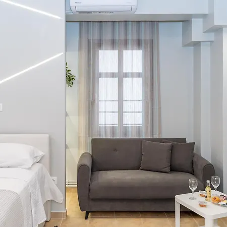 Naos With Free Private Parking Of Stayinthess