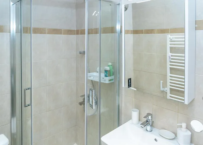 Naos With Free Private Parking Of Stayinthess דירה סלוניקי