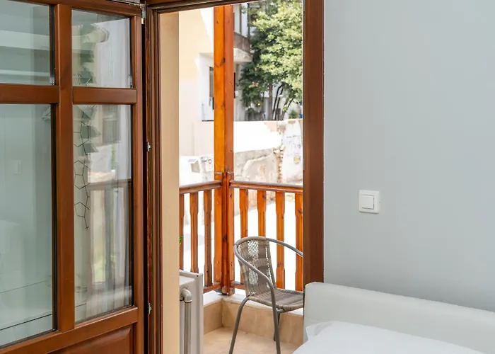 Naos With Free Private Parking Of Stayinthess דירה *