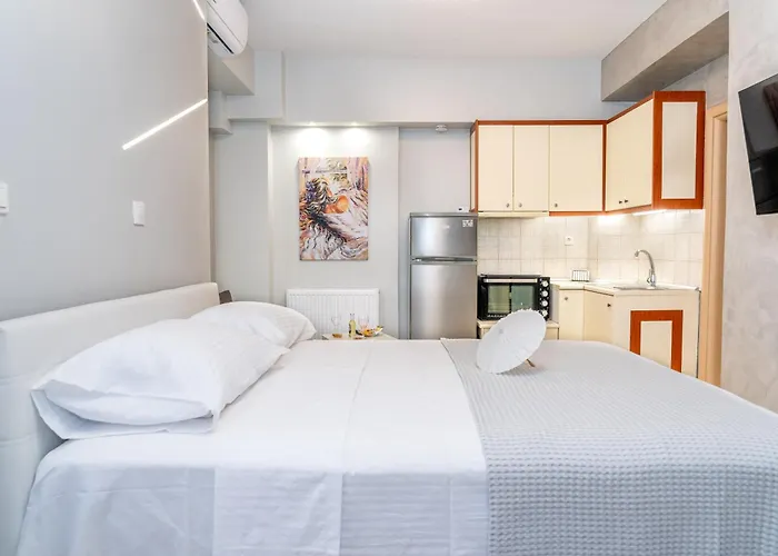 Naos With Free Private Parking Of Stayinthess סלוניקי